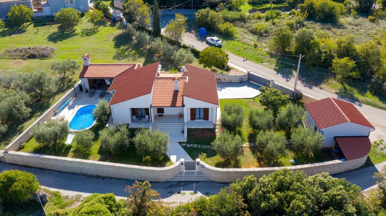 Villa Vignola Kavran Exterior foto